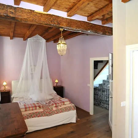 Sant'Agata Holiday home *