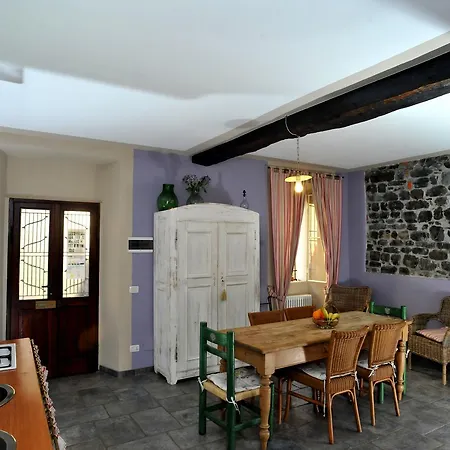Sant'Agata Holiday home *